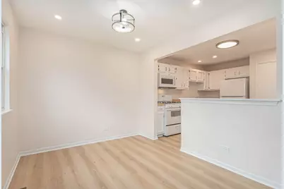 120 Stirling Lane #Z1, Schaumburg, IL 60194 - Photo 7