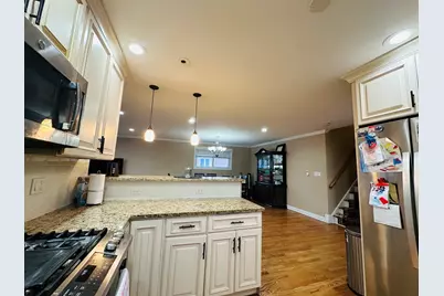 8415 N Ottawa Avenue, Niles, IL 60714 - Photo 9