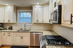 8415 N Ottawa Ave, Niles, IL 60714 - Photo 5