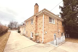 8415 N Ottawa Ave, Niles, IL 60714 - Photo 27