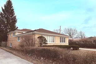 8415 N Ottawa Ave, Niles, IL 60714 - Photo 3