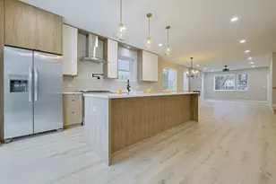 306 N Lockwood Ave, Chicago, IL 60644 - Photo 7