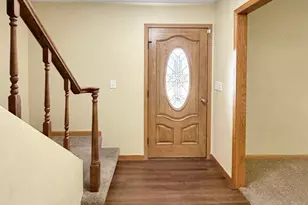 1419 Finch St, Freeport, IL 61032 - Photo 5