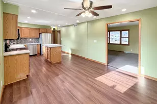 1419 Finch St, Freeport, IL 61032 - Photo 11