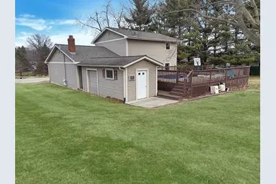 1419 Finch Street, Freeport, IL 61032 - Photo 27