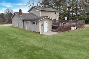 1419 Finch St, Freeport, IL 61032 - Photo 27