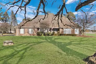 37274 N Black Velvet Ln, Wadsworth, IL 60083 - Photo 1