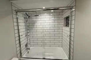 1050 N Farnsworth Ave, Aurora, IL 60505 - Photo 11