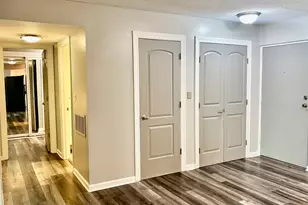 1050 N Farnsworth Ave, Aurora, IL 60505 - Photo 23