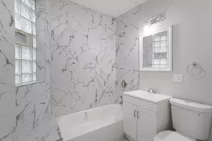 [Address not provided], Chicago, IL 60637 - Photo 5