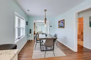 1127 Timber Trails Rd, Downers Grove, IL 60516 - Photo 9