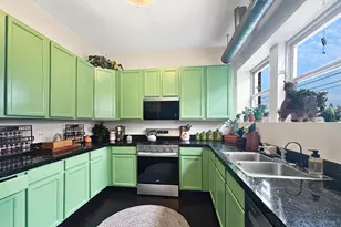 1635 W Pratt Blvd, Chicago, IL 60626 - Photo 5