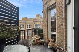 1635 W Pratt Blvd, Chicago, IL 60626 - Photo 11