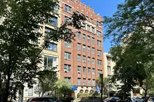 434 W Wellington Ave, Chicago, IL 60657 - Photo 1