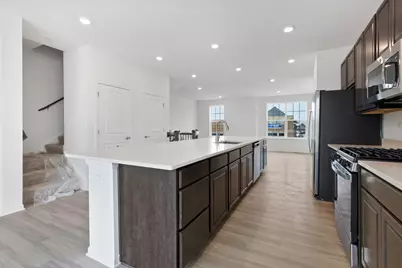 2929 Showplace Drive, Naperville, IL 60564 - Photo 5