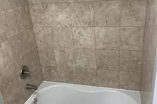 6234 N Sacramento Ave, Chicago, IL 60659 - Photo 9