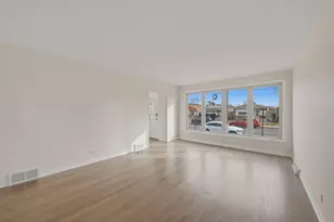 5820 S Narragansett Ave, Chicago, IL 60638 - Photo 3