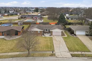 385 S Walnut St, Manteno, IL 60950 - Photo 27