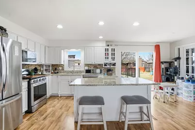 385 S Walnut Street, Manteno, IL 60950 - Photo 5