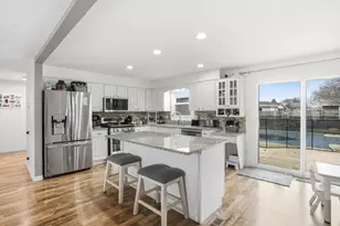 385 S Walnut St, Manteno, IL 60950 - Photo 3