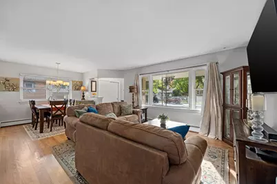 937 Robinhood Lane, La Grange Park, IL 60526 - Photo 5