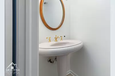 [Address not provided], Oak Brook, IL 60523 - Photo 11