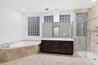 1234 N Noble Street #1, Chicago, IL 60642 - Photo 29