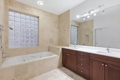 1234 N Noble Street #1, Chicago, IL 60642 - Photo 15