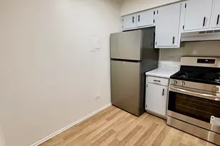 1557 Jill Ct, Glendale Heights, IL 60139 - Photo 9