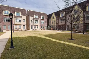 330 Pennsylvania Way, Oak Park, IL 60302 - Photo 1