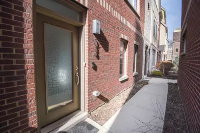 330 Pennsylvania Way, Oak Park, IL 60302 - Photo 3