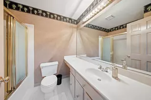 525 Bradbury Ln, Geneva, IL 60134 - Photo 11