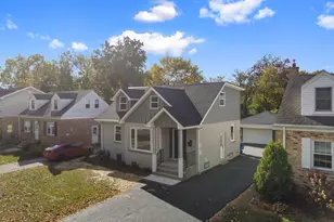 406 N Elm St, Mount Prospect, IL 60056 - Photo 3