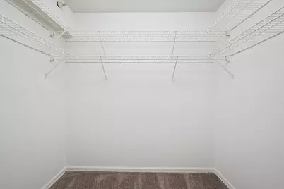 [Address not provided], Skokie, IL 60076 - Photo 17