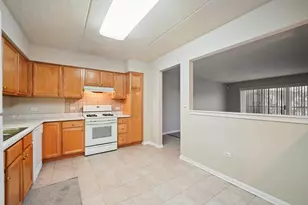 [Address not provided], Skokie, IL 60076 - Photo 9