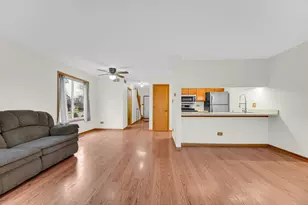 1509 Peachtree Ln, Lockport, IL 60441 - Photo 7