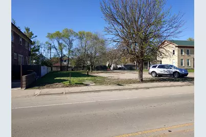 557 E Jackson Street E, Joliet, IL 60432 - Photo 5