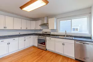 1261 Hialeah Ln, Hanover Park, IL 60133 - Photo 7