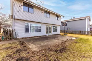 1261 Hialeah Ln, Hanover Park, IL 60133 - Photo 11