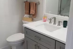 1229 Ballantrae Pl, Mundelein, IL 60060 - Photo 9