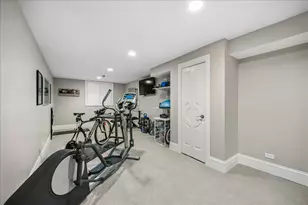 277 Hibbard Rd, Winnetka, IL 60093 - Photo 29