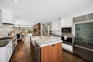 277 Hibbard Rd, Winnetka, IL 60093 - Photo 3