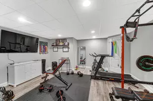 502 S Summit St, Wheaton, IL 60187 - Photo 29