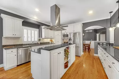 502 S Summit Street, Wheaton, IL 60187 - Photo 9