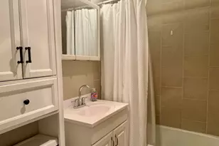 655 W Irving Park Rd, Chicago, IL 60613 - Photo 15