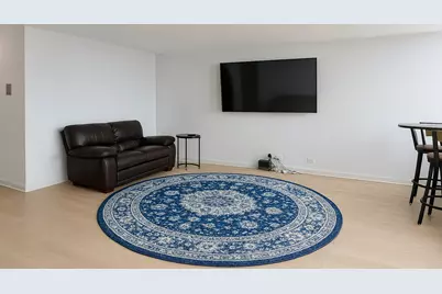 655 W Irving Park Road #4805, Chicago, IL 60613 - Photo 3