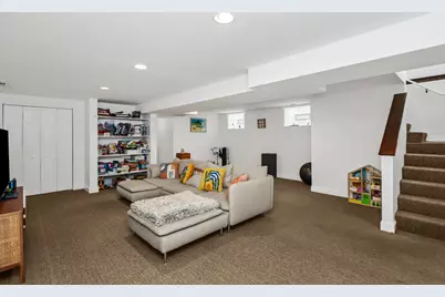 1460 Dewey Avenue, Evanston, IL 60201 - Photo 17