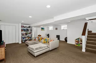 1460 Dewey Ave, Evanston, IL 60201 - Photo 17