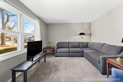 231 Hedgerow Drive, Bloomingdale, IL 60108 - Photo 3