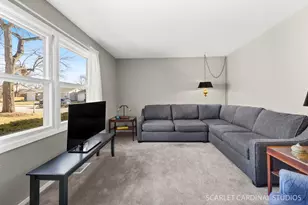 231 Hedgerow Dr, Bloomingdale, IL 60108 - Photo 3